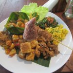 ウブド ワルン長期滞在者地帯人気店 ブブズワルンBubu's Warung