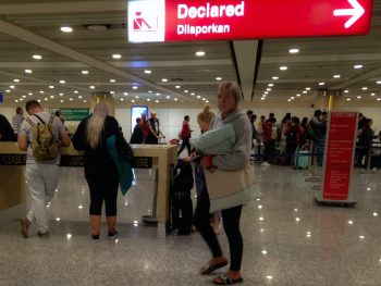 インドネシアは税関が厳しい【バリ空港手荷物検査注意点まとめ】