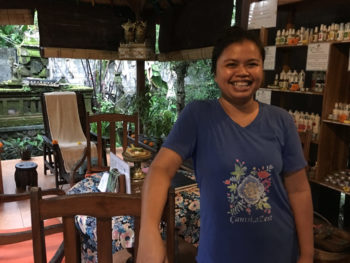 サンディカ·スパ·の隠れ家サロンでクリームバス体験